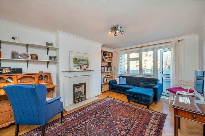 1 Bedroom Flat To Rent In Hampshire Court, Stanton Road, London, SW13