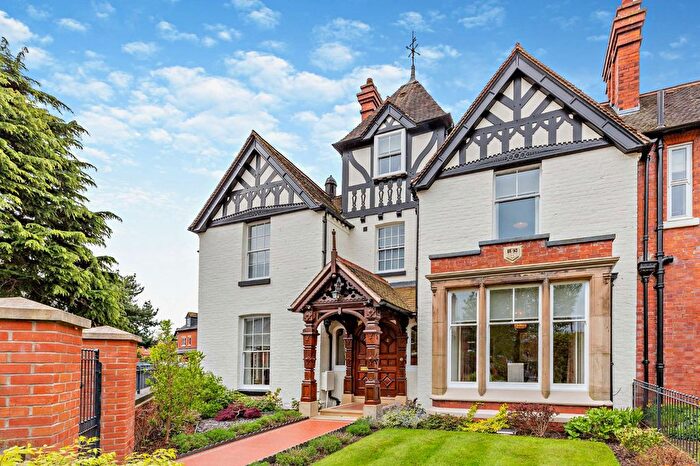 6 Bedroom Semi-Detached House For Sale In Besford Gardens, Shrewsbury, SY3