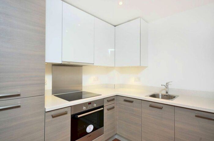 1 Bedroom Flat To Rent In Napier House, Acton, London, W3