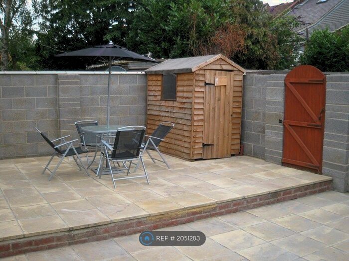 Studio To Rent In Yarmouth Road, Watford, WD24