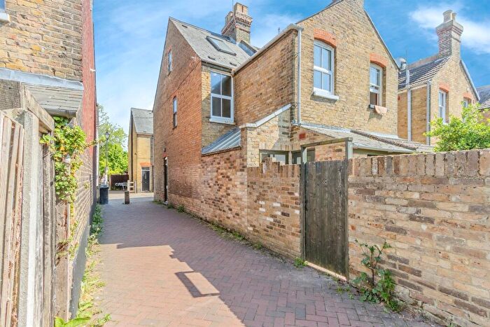 3 Bedroom End Of Terrace House For Sale In St. Peters Grove, Canterbury, CT1