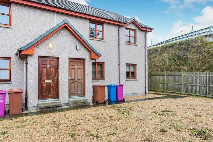 2 Bedroom Flat To Rent In Calcots Crescent, Elgin, IV30