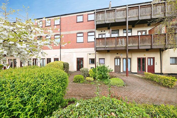 1 Bedroom Flat For Sale In The Hamilton, Nottingham, NG7