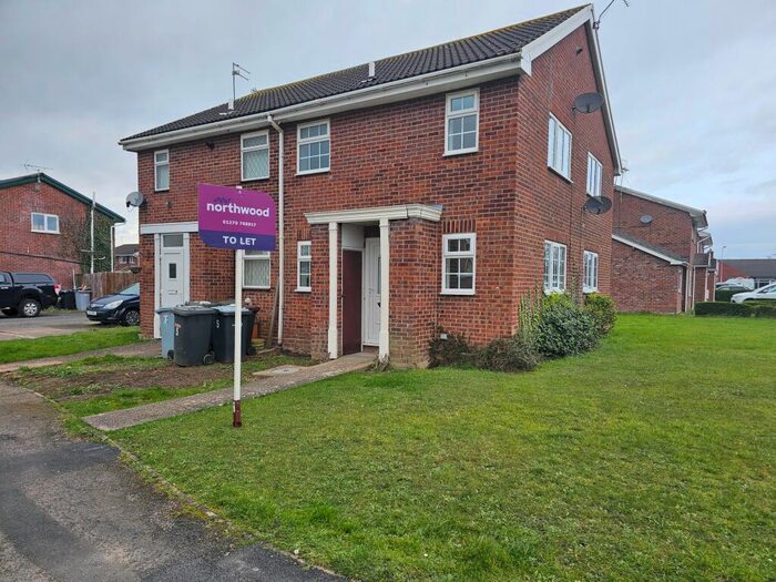 1 Bedroom Mews To Rent In Bexington Drive, Crewe, CW1