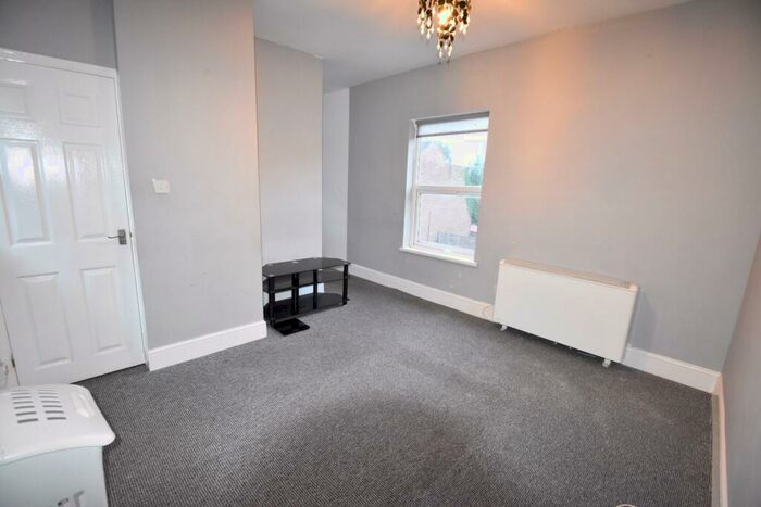 2 Bedroom Flat To Rent In Ashburnham Road, LU1