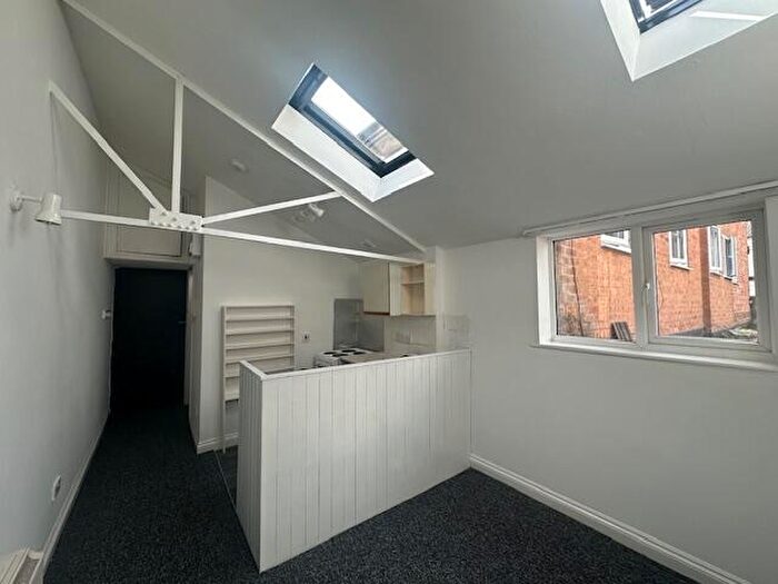 1 Bedroom Flat To Rent In Bridge Street, Stourport-On-Severn, DY13