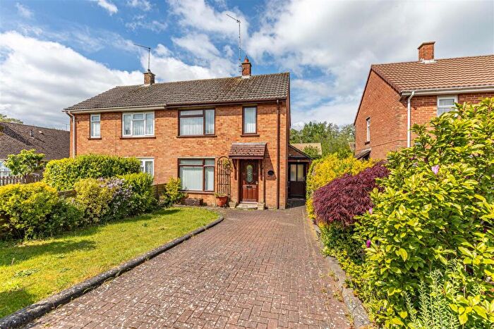 2 Bedroom Semi-Detached House For Sale In Parsonage Close, Fordingbridge, SP6