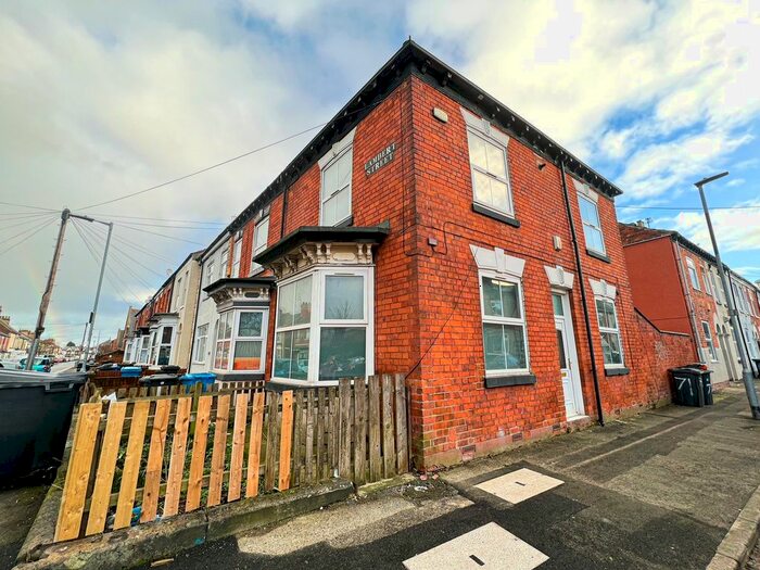 4 Bedroom Terraced House To Rent In Lambert Street, Hull, HU5