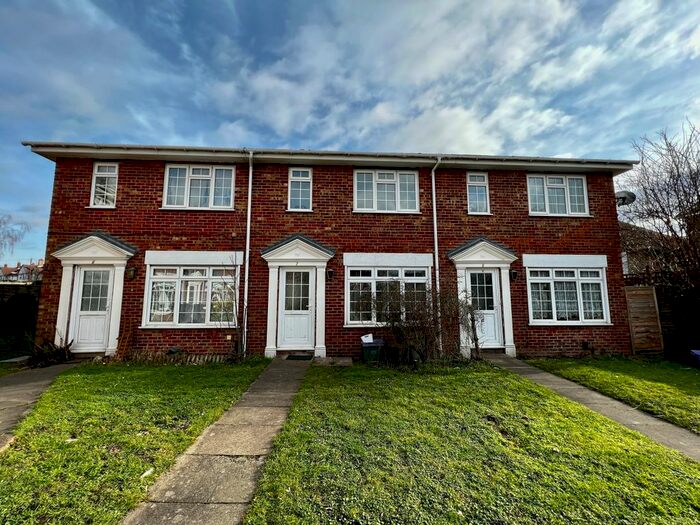 3 Bedroom Terraced House To Rent In Esher Mews, Mitcham, CR4