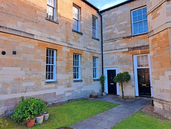 2 Bedroom Terraced House For Sale In Thomas Wyatt Road, Devizes, SN10