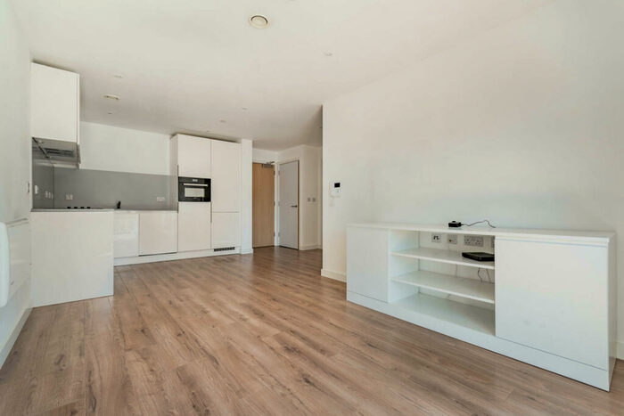 1 Bedroom Apartment To Rent In The Lansdowne, Hagley Road, Birmingham, B16