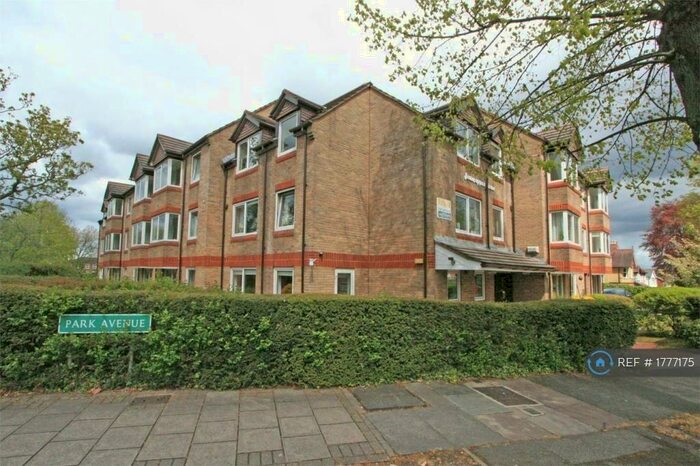 1 Bedroom Flat To Rent In Park Avenue, Bromley, BR1
