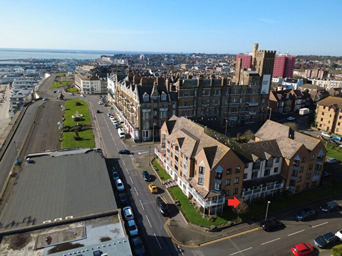 1 Bedroom Flat For Sale In Victoria Parade, Ramsgate, CT11