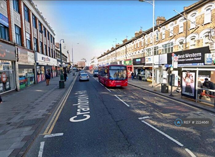 1 Bedroom Flat To Rent In Double Bedroom, Ilford, IG1