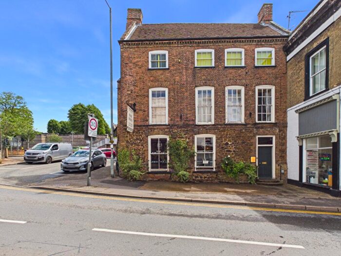 2 Bedroom Character Property For Sale In High Street, Downham Market, PE38