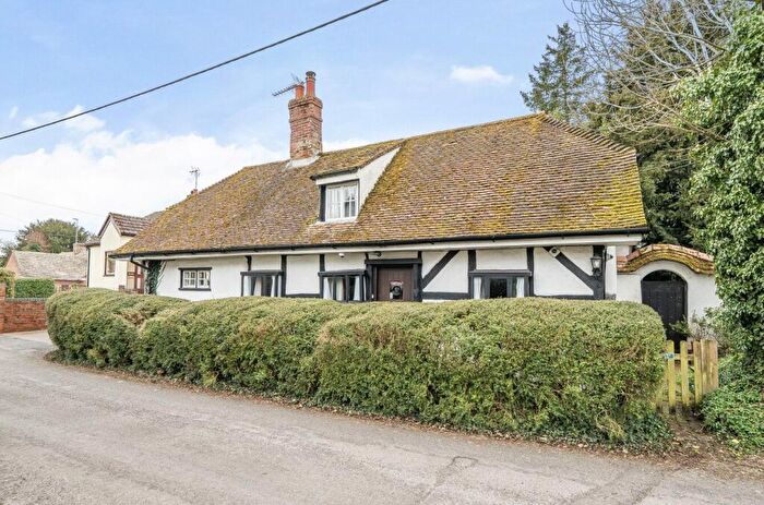 2 Bedroom Detached House For Sale In Merle Cottage, St. James Street, SP11