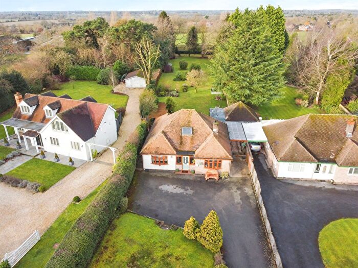 2 Bedroom Detached Bungalow For Sale In Fernhill Lane, Balsall Common, Coventry, CV7