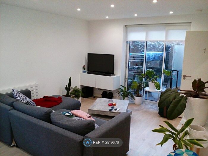 1 Bedroom Flat To Rent In Church Road, Mitcham, CR4