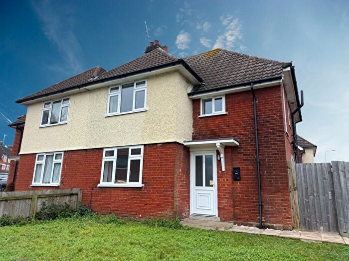 3 Bedroom Semi Detached House To Rent In Hadleigh Road, Ipswich, IP2