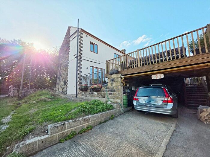 3 Bedroom End Of Terrace House For Sale In Littleworth Lane, Barnsley, S71
