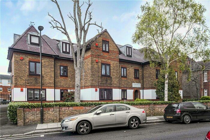1 Bedroom Apartment For Sale In Graham Avenue, Mitcham, CR4