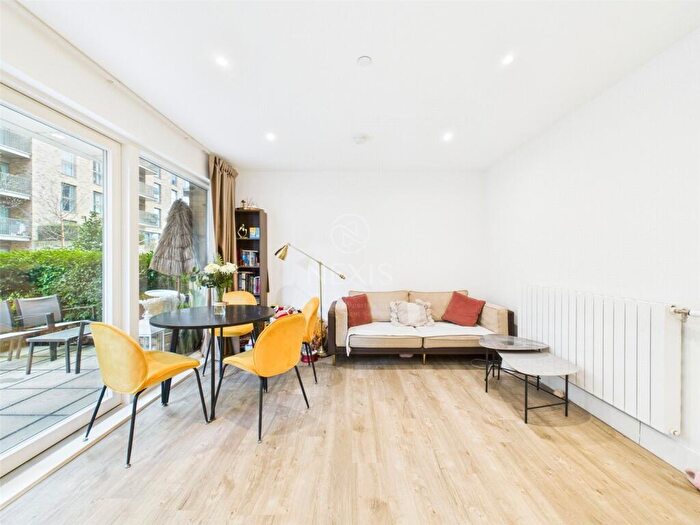 1 Bedroom Apartment To Rent In Cobham House, Pegler Square, London, SE3