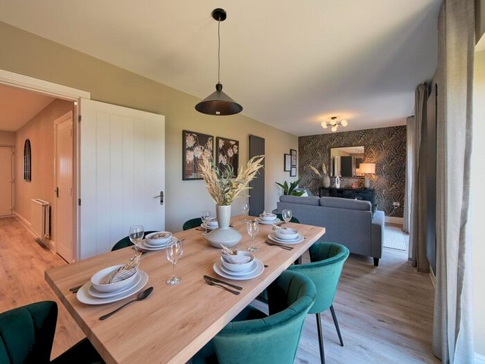 5 Bedroom Detached House For Sale In Hadleigh, IP7