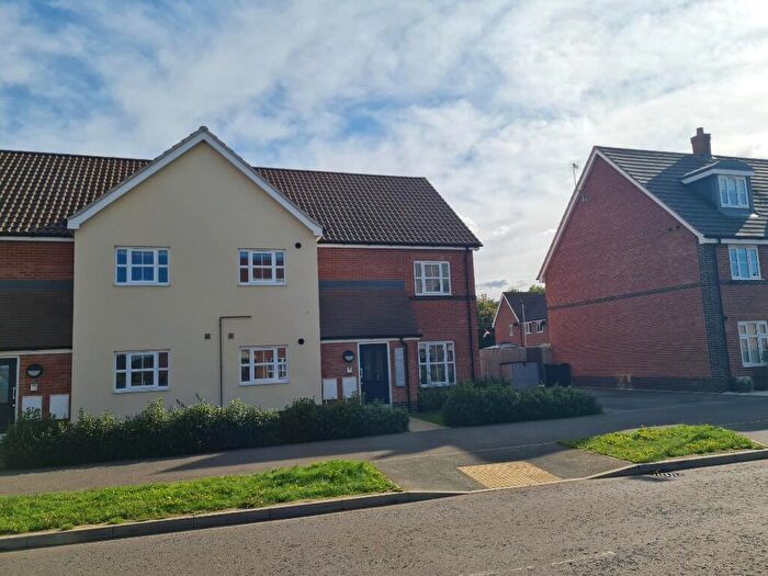2 Bedroom Apartment For Sale In Brooke Way, Stowmarket, Suffolk, IP14