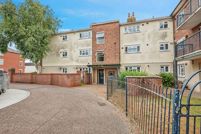 3 Bedroom Flat For Sale In King Street, Great Yarmouth, NR30