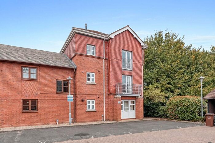 2 Bedroom Flat For Sale In Old Hall Gardens, Shirley, B90