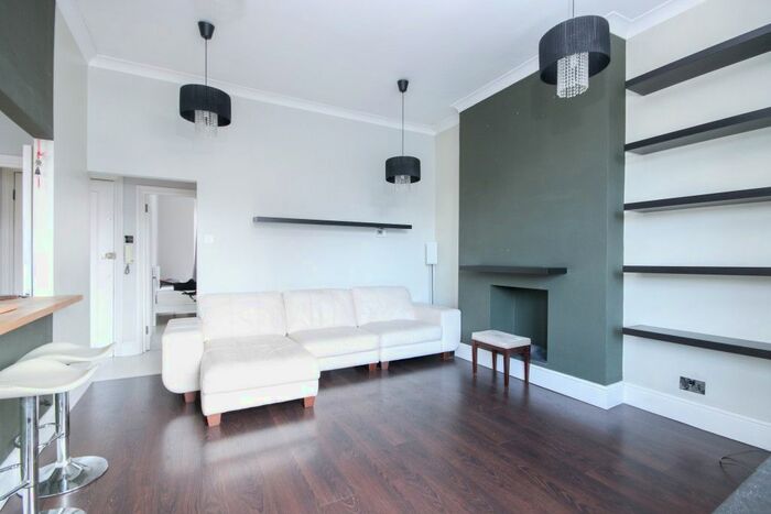 1 Bedroom Flat To Rent In Gliddon Road, London, W14