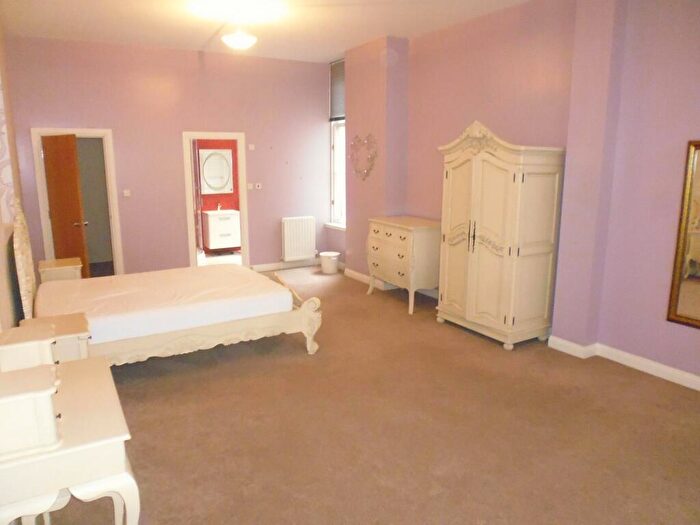 3 Bedroom Flat To Rent In Miller Street, Glasgow, G1