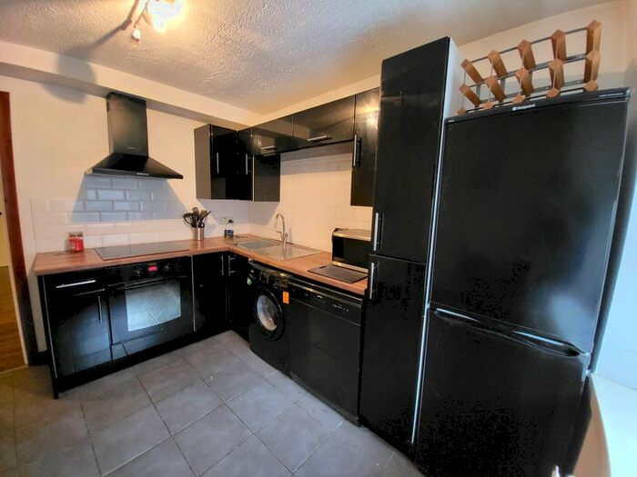 1 Bedroom Flat To Rent In Seagate, Dundee, DD1