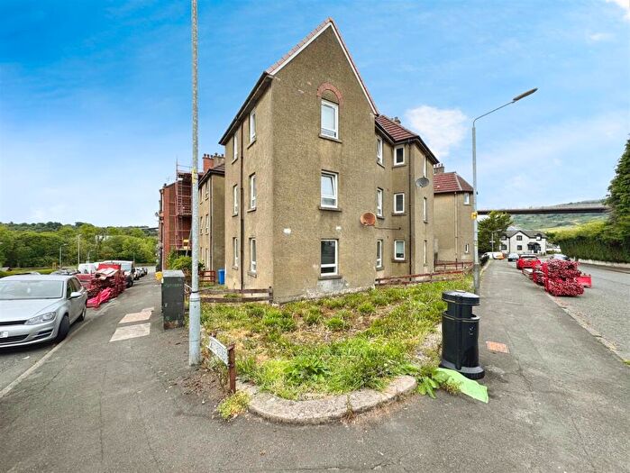 3 Bedroom Flat To Rent In Stuart Street, Old Kilpatrick, G60