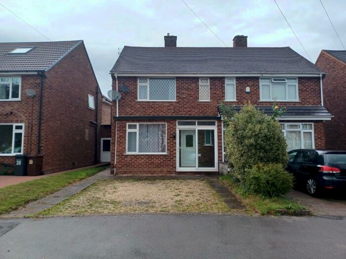 2 Bedroom House To Rent In Redlands Close, Solihull, B91