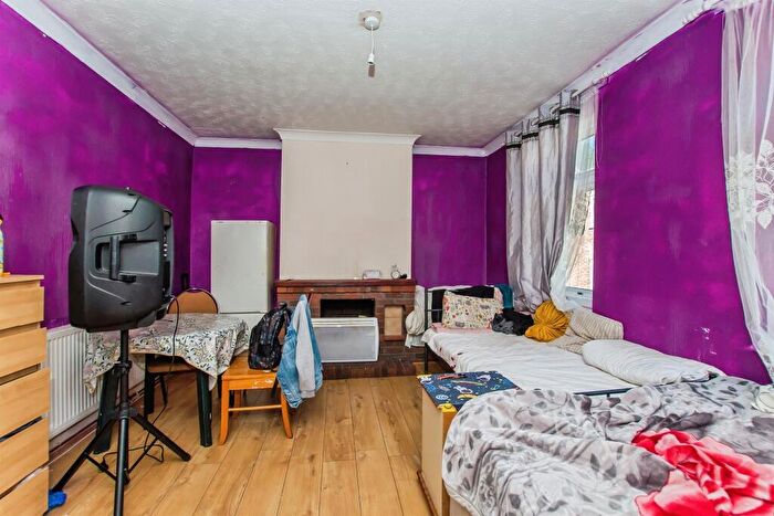 4 Bedroom Detached House For Sale In St. Peters Road, Wisbech, PE13