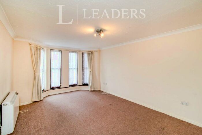 1 Bedroom Flat To Rent In Marks Court, Southend-On-Sea, Essex, SS1