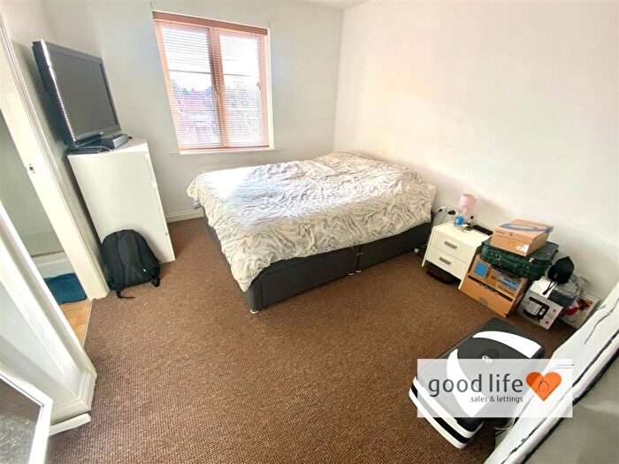 2 Bedroom Flat For Sale In Aylesford Mews, Sunderland, SR2