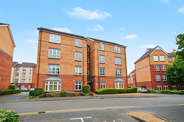 2 Bedroom Flat To Rent In Beckets View, Northampton, Nn!, NN1