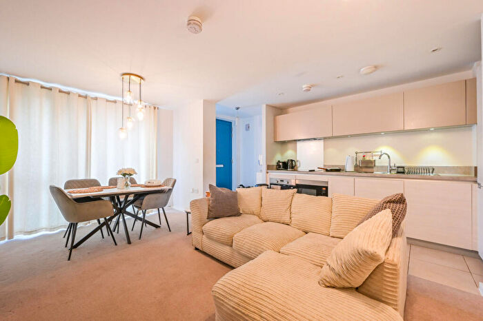 2 Bedroom Flat For Sale In Exeter Road, , Royal Docks, London, E16