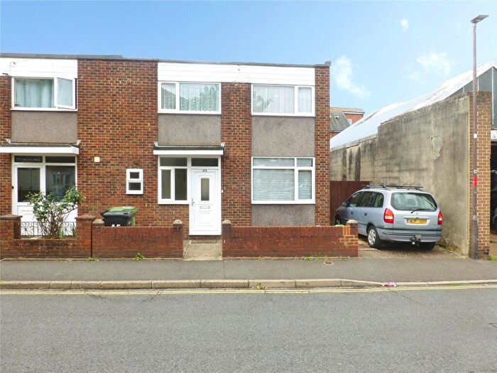 5 Bedroom House To Rent In St. Pauls Road, Southsea, Hampshire, PO5