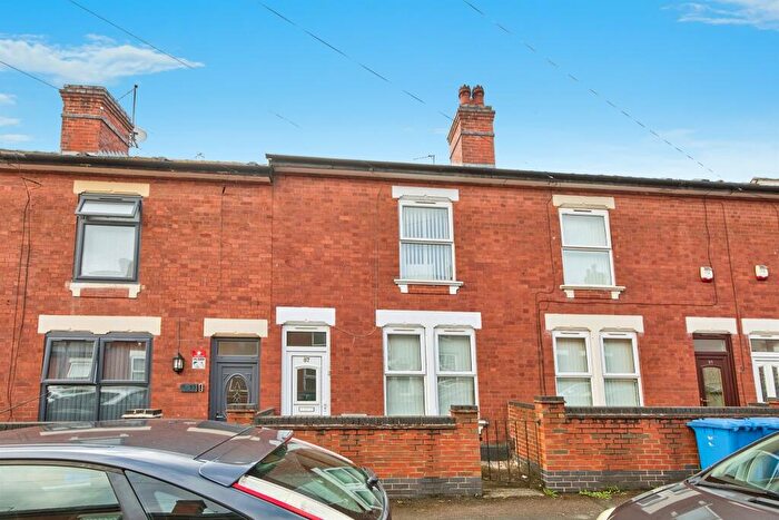 3 Bedroom Terraced House For Sale In St. Giles Road, Derby, DE23