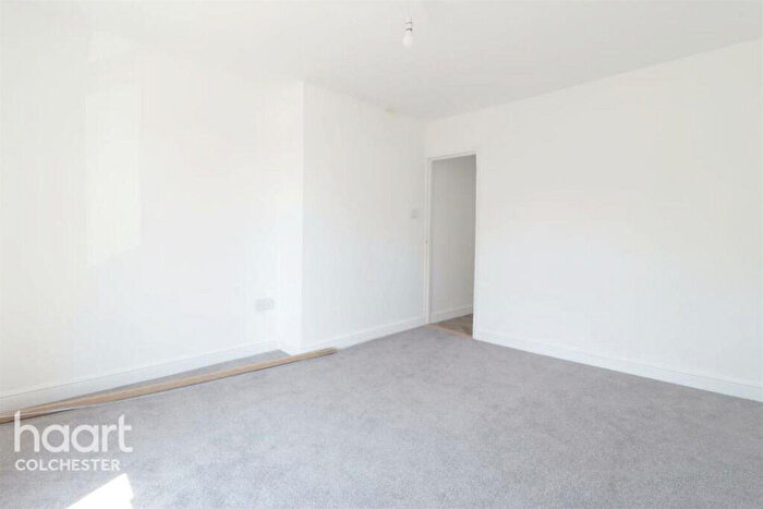 Studio To Rent In Military Road, Colchester, CO1