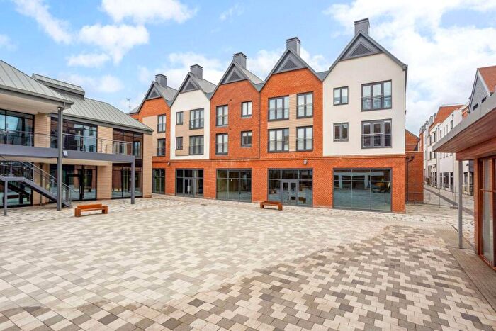 2 Bedroom Apartment To Rent In Cambridge Place, Farnham, Surrey, GU9