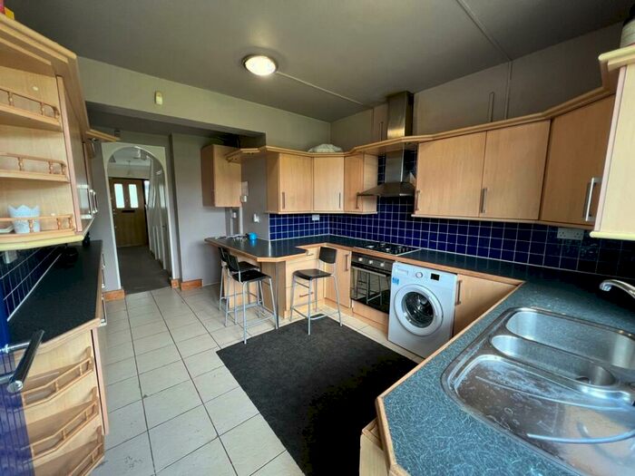 4 Bedroom Semi-Detached House To Rent In Radley Gardens, Harrow, HA3