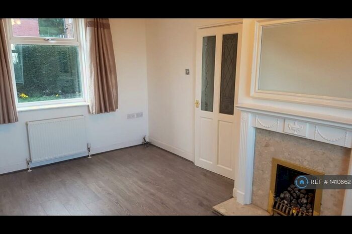 2 Bedroom Semi-Detached House To Rent In Carrill Road, Sheffield, S6