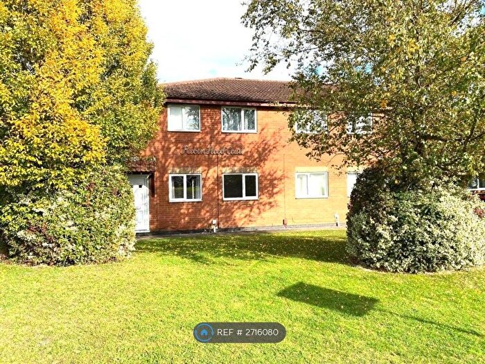 2 Bedroom Maisonette To Rent In Covert Close, Nottingham, NG15