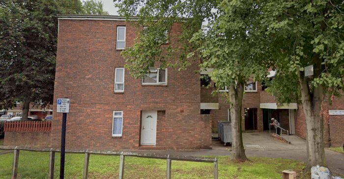 1 Bedroom Flat To Rent In Jeymer Drive, Greenford, UB6