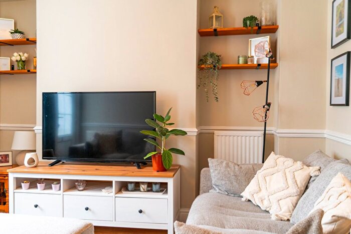 2 Bedroom Terraced House For Sale In King Street, Builth Wells, LD2