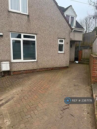 4 Bedroom Semi-Detached House To Rent In Jubilee Crescent, Sherburn Hill, Durham, DH6